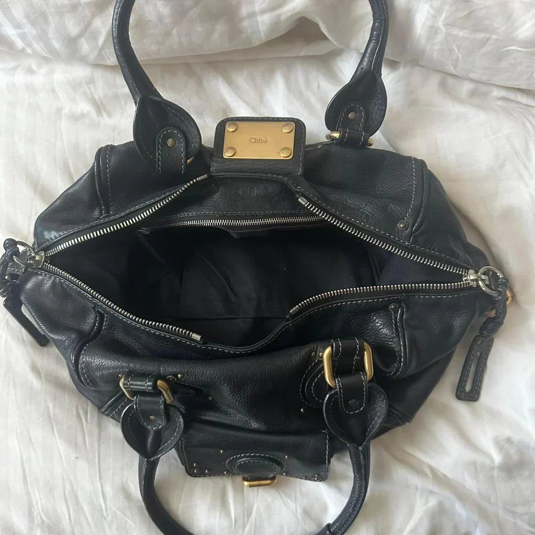 Vintage Chloé Paddington Bag – Black Leather with Gold Hardware (2000s/2010s)