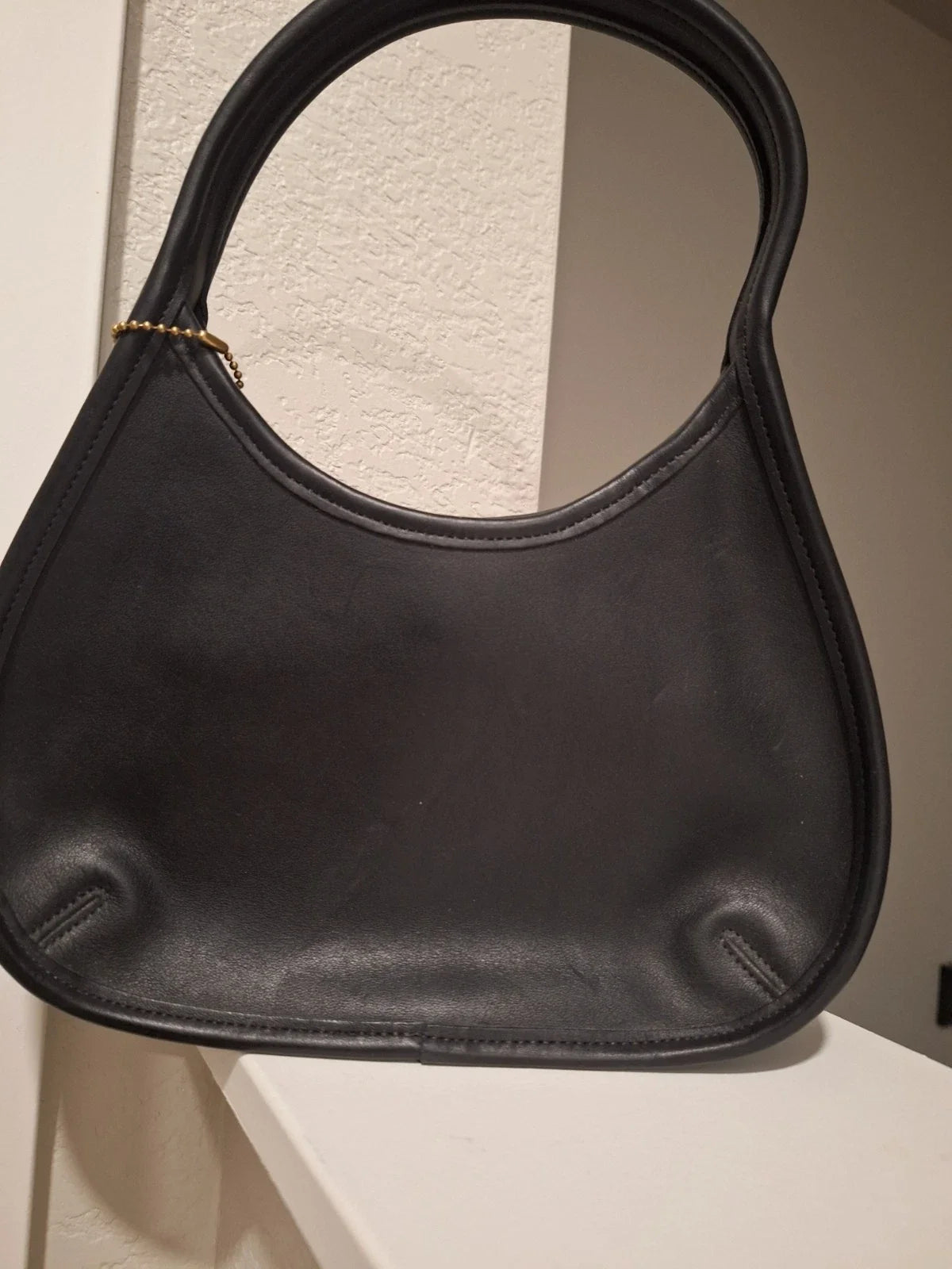 Vintage Coach 9027 Mini Ergo Black Leather Shoulder Bag 90s