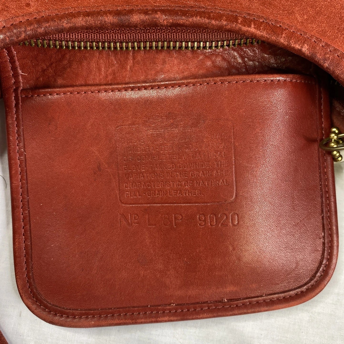 Coach Vintage Mini Ergo Unlined all leather interior Red RARE SHOULDER BAG