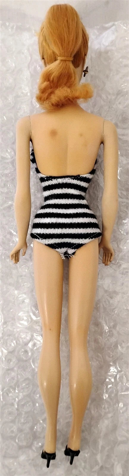 Vintage Barbie Number 1 Doll 1959, Original Mattel Collector Edition, Complete with Original Box, Rare Collectible
