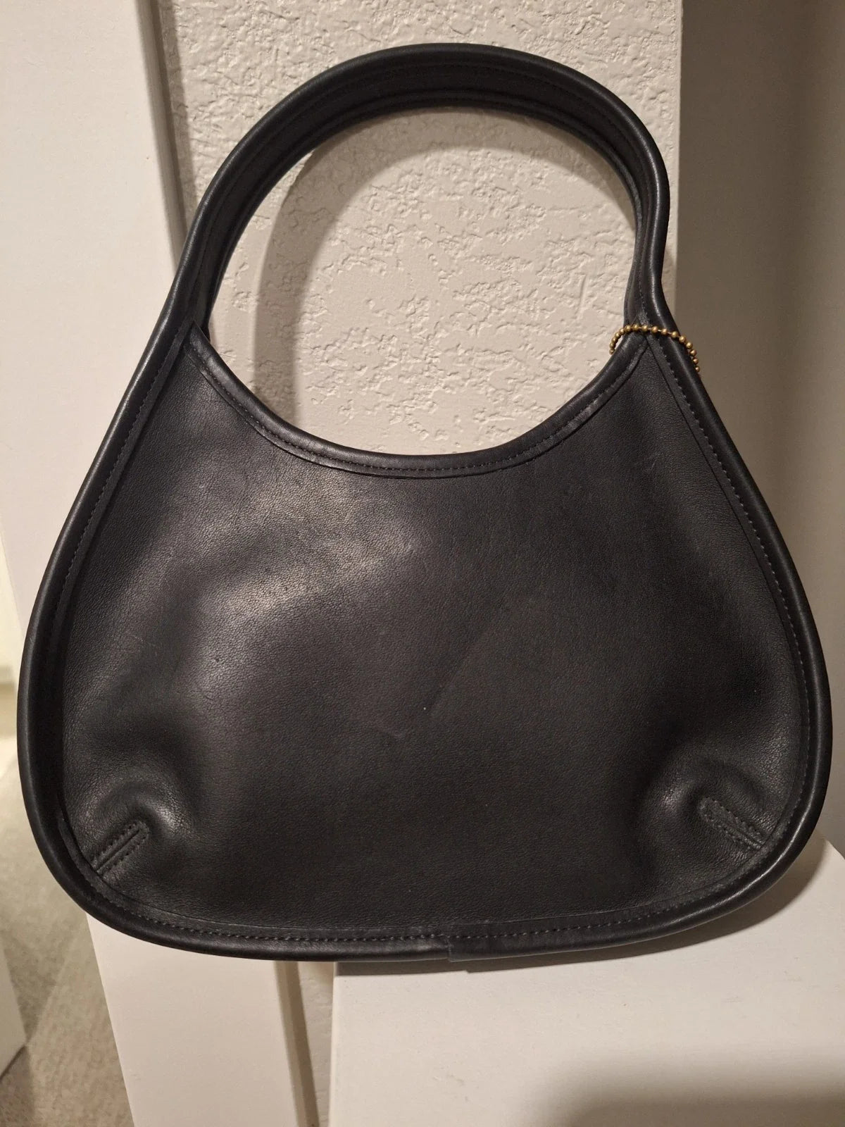 Vintage Coach 9027 Mini Ergo Black Leather Shoulder Bag 90s