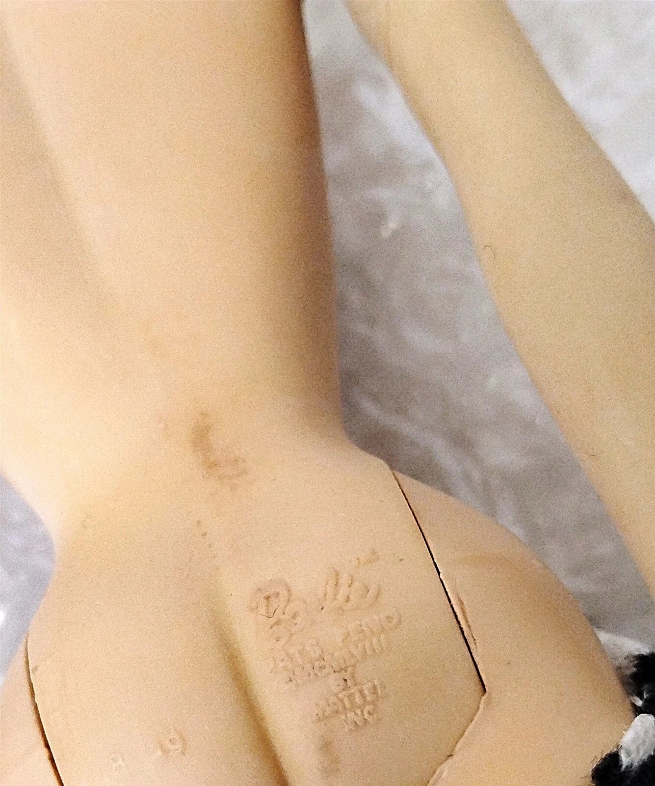 Vintage Barbie Number 1 Doll 1959, Original Mattel Collector Edition, Complete with Original Box, Rare Collectible