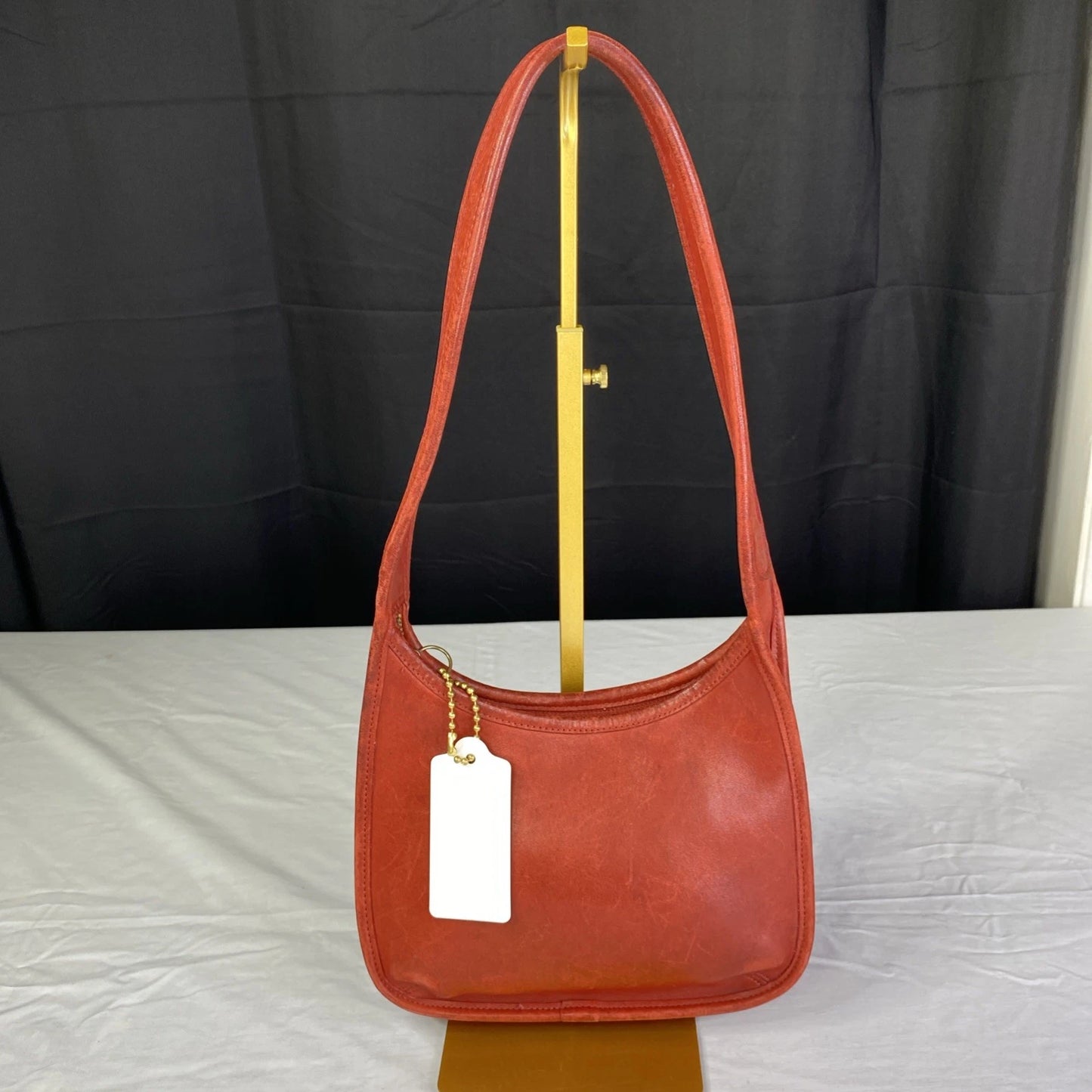 Coach Vintage Mini Ergo Unlined all leather interior Red RARE SHOULDER BAG