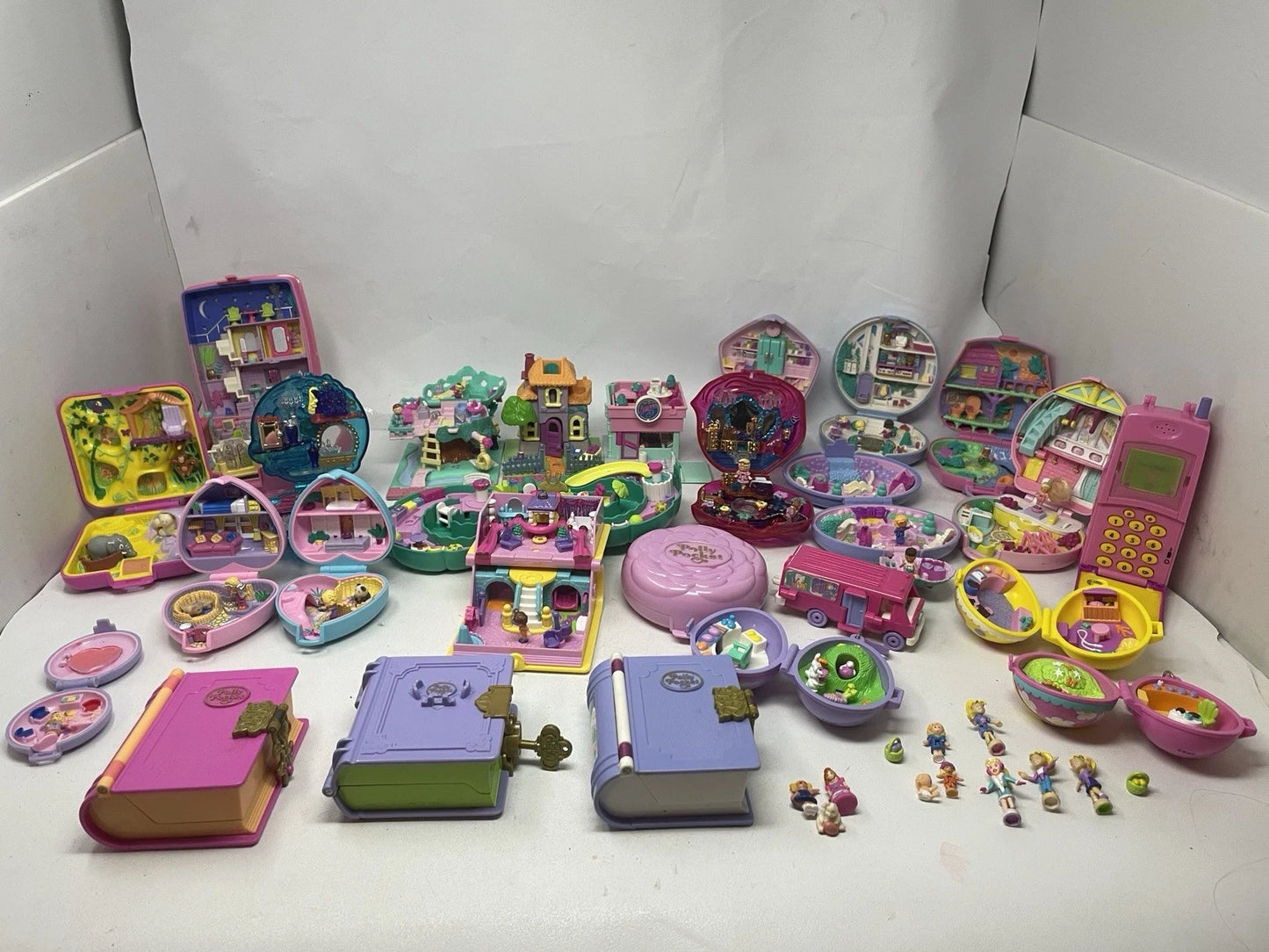 Polly Pocket Bluebird Lot~26Sets 50-Dolls Accessories (please Read) 80’s 90’s